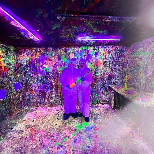 Shattered Box Splatter Room Baton Rouge, Louisiana USA Shattered Box Splatter Room Baton Rouge, Louisiana USA